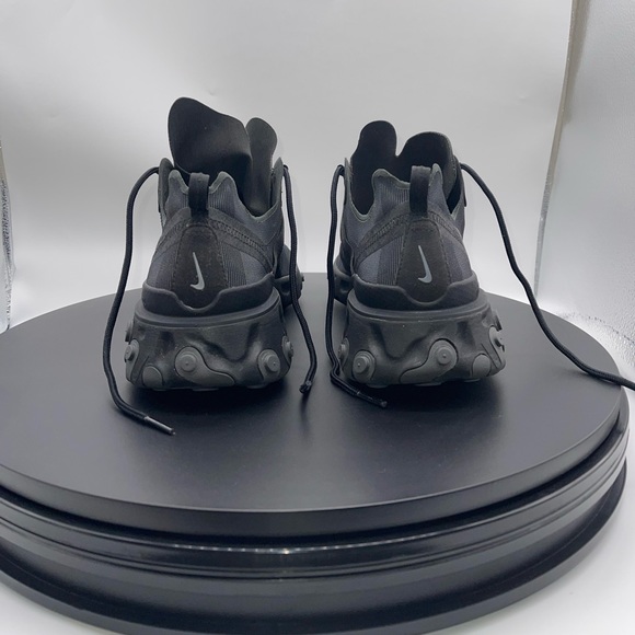 Nike React Element ‘Triple Black’ - Picture 3 of 5